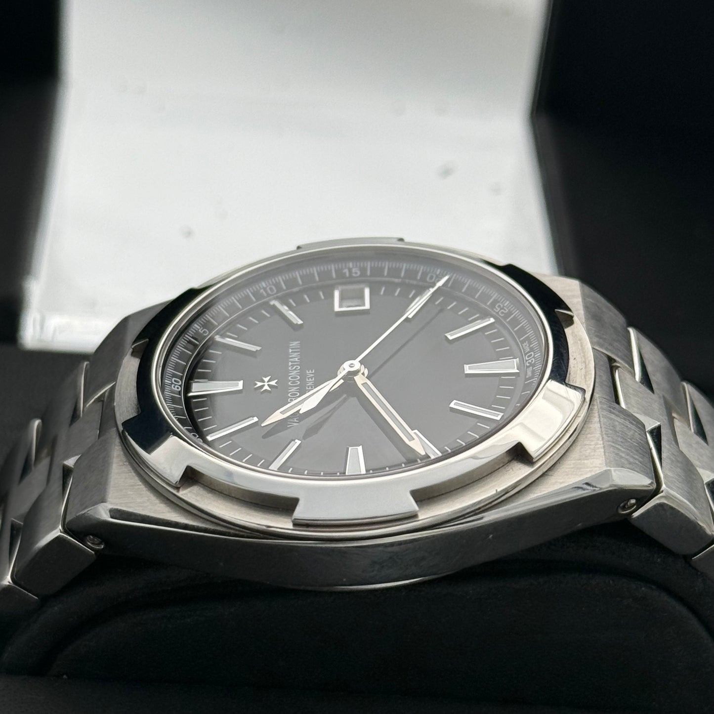 Vacheron Constantin Overseas