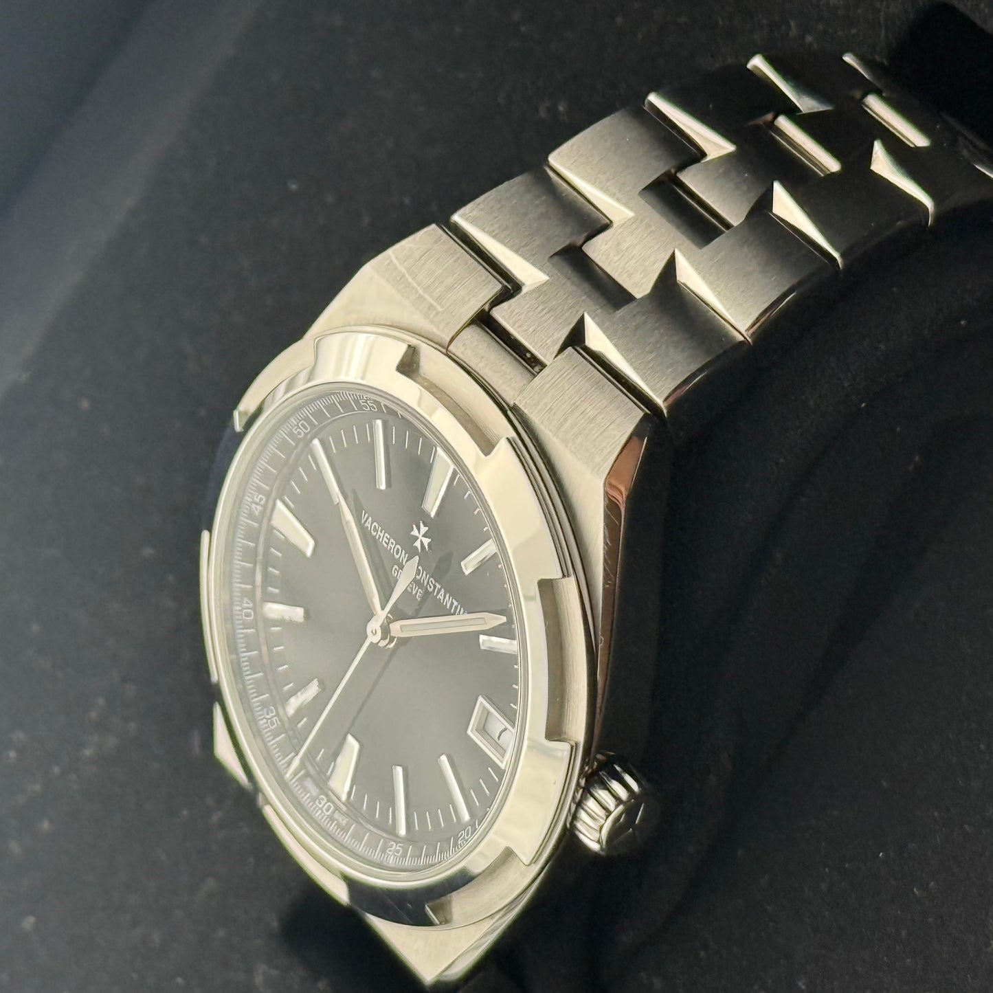 Vacheron Constantin Overseas