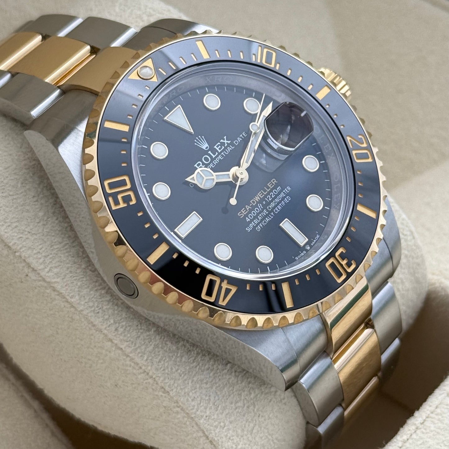 Sea Dweller 43, Stahlgold