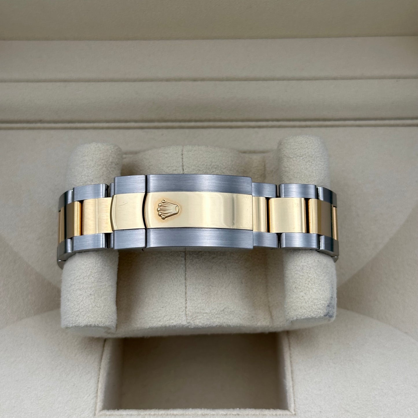 Sky Dweller „Stahlgold“
