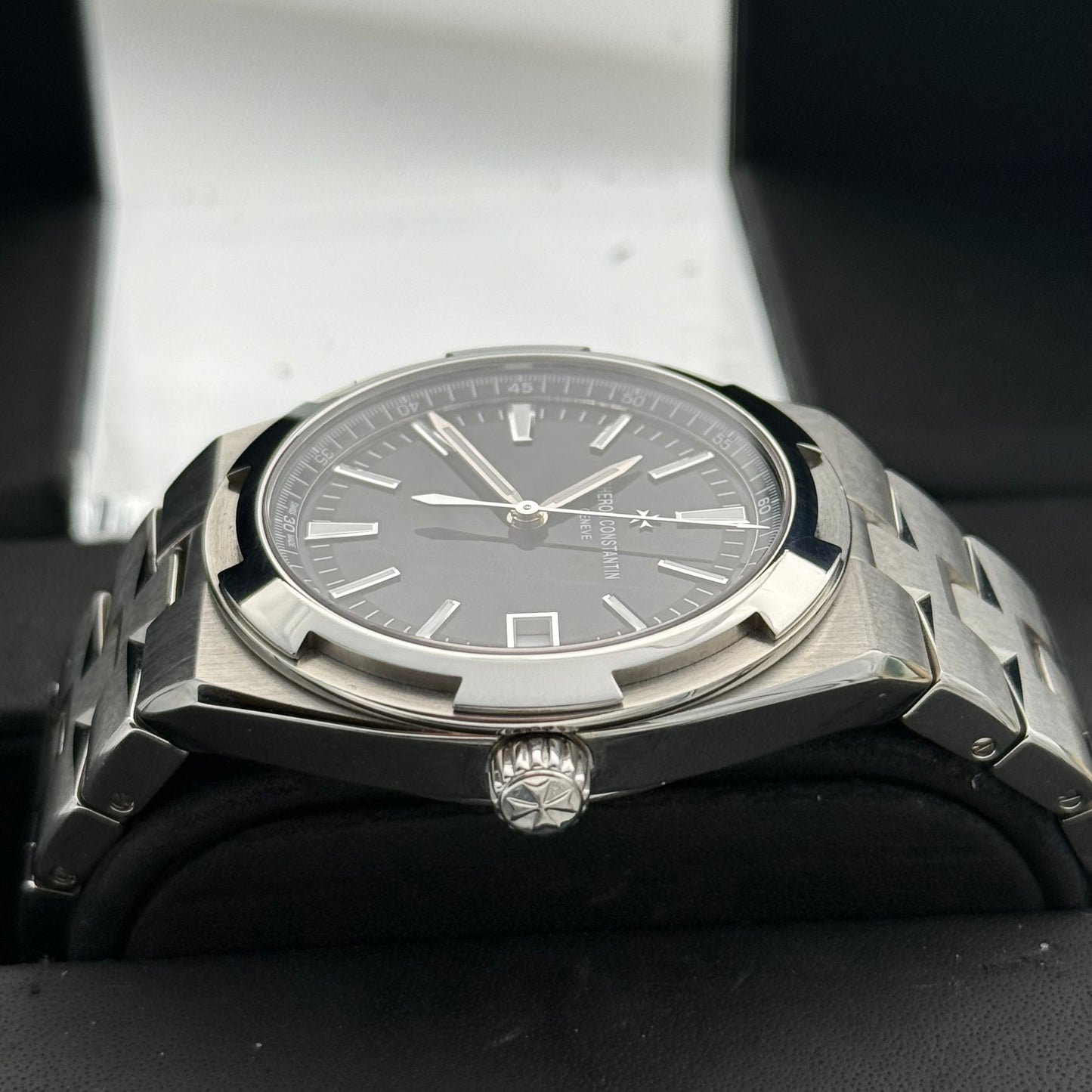 Vacheron Constantin Overseas