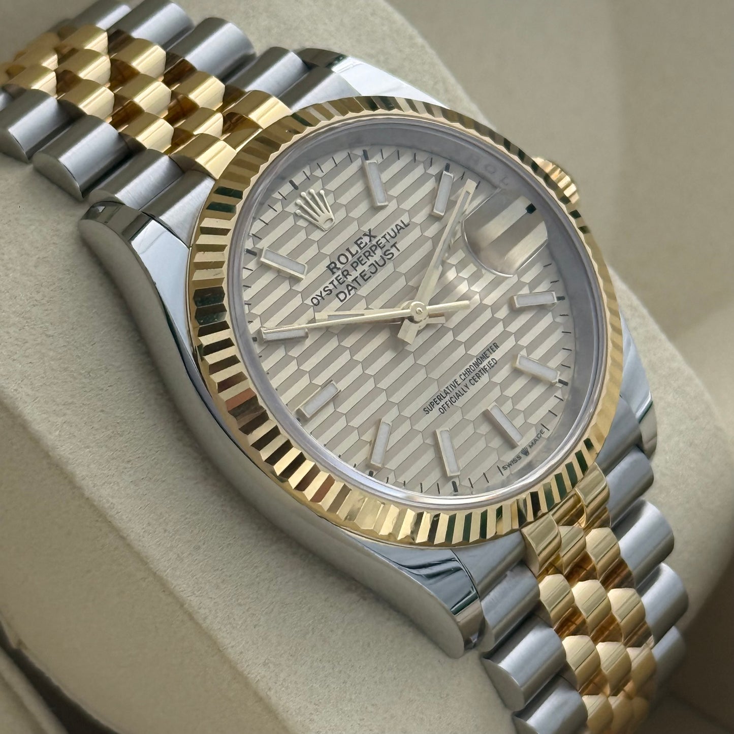 Datejust 36, Motiv Dial