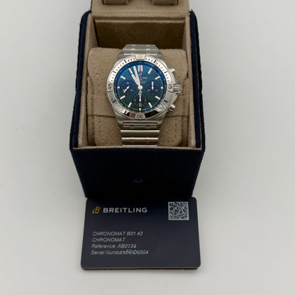 Chronomat 42 B01, grün