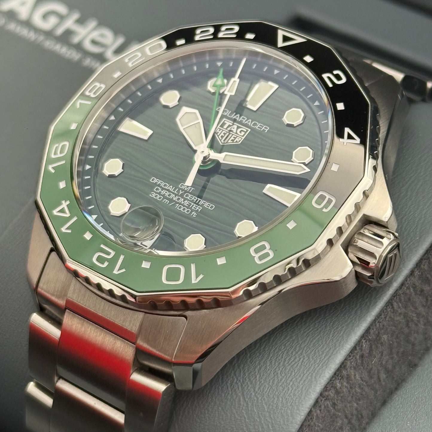 Aquaracer GMT