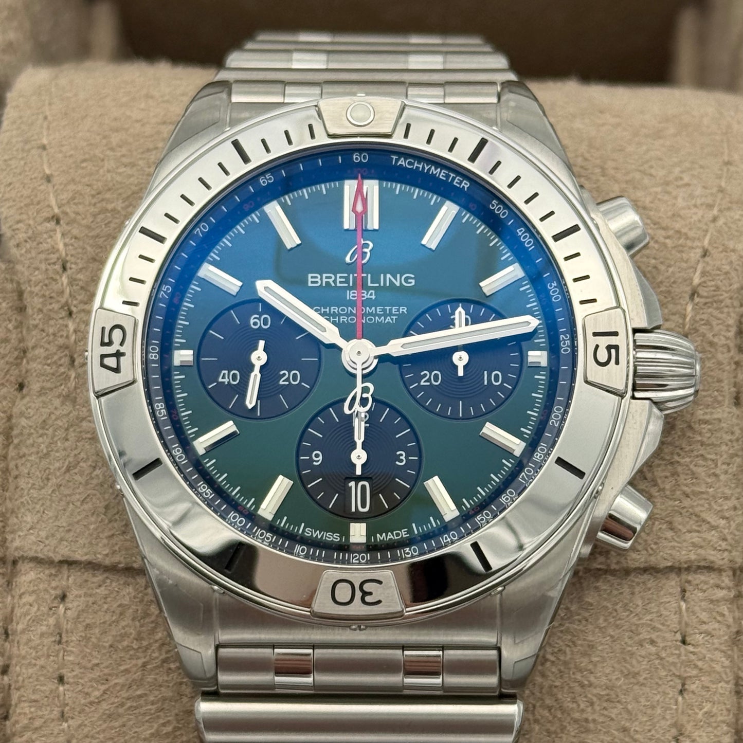 Chronomat 42 B01, grün