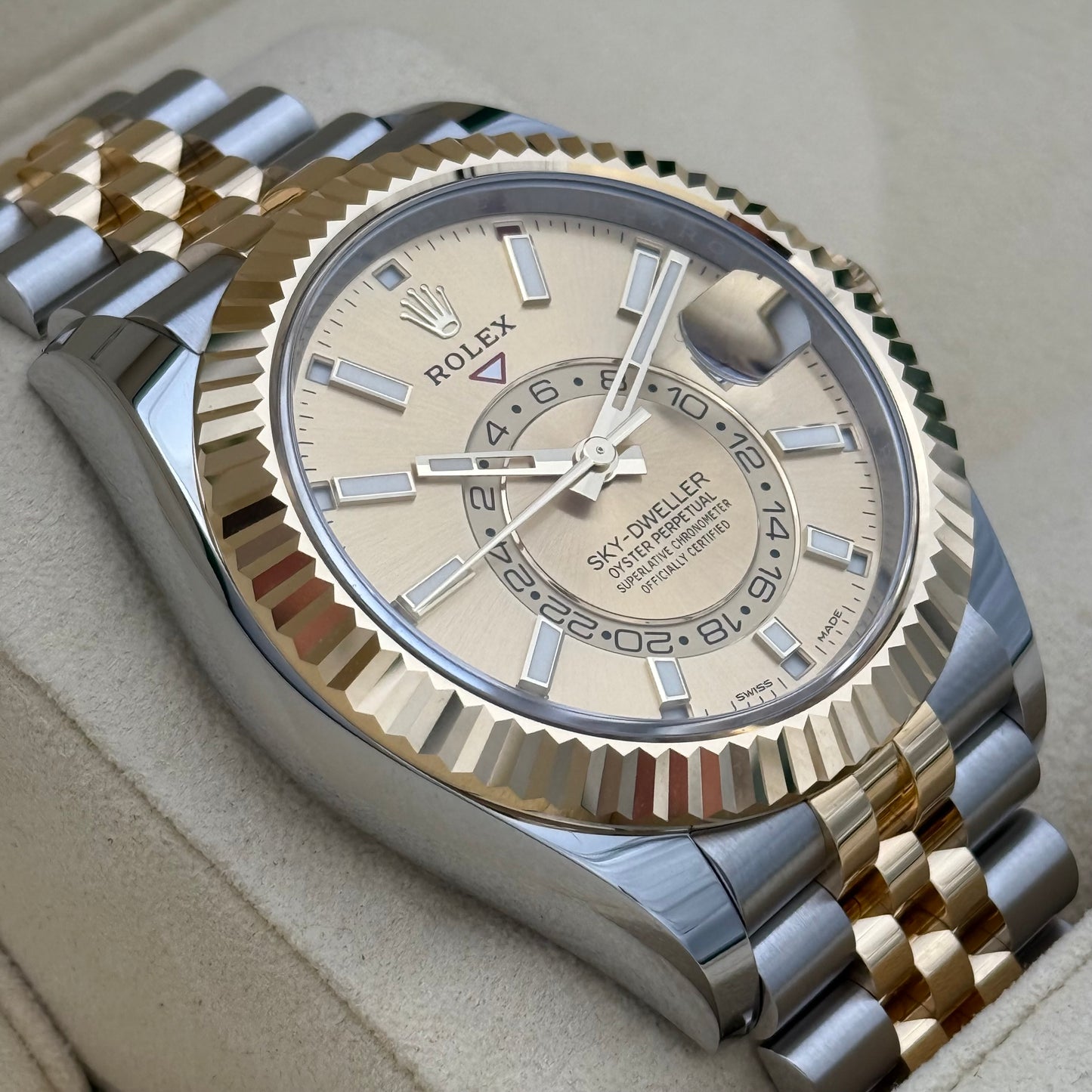 Sky Dweller Stahlgold, ungetragen