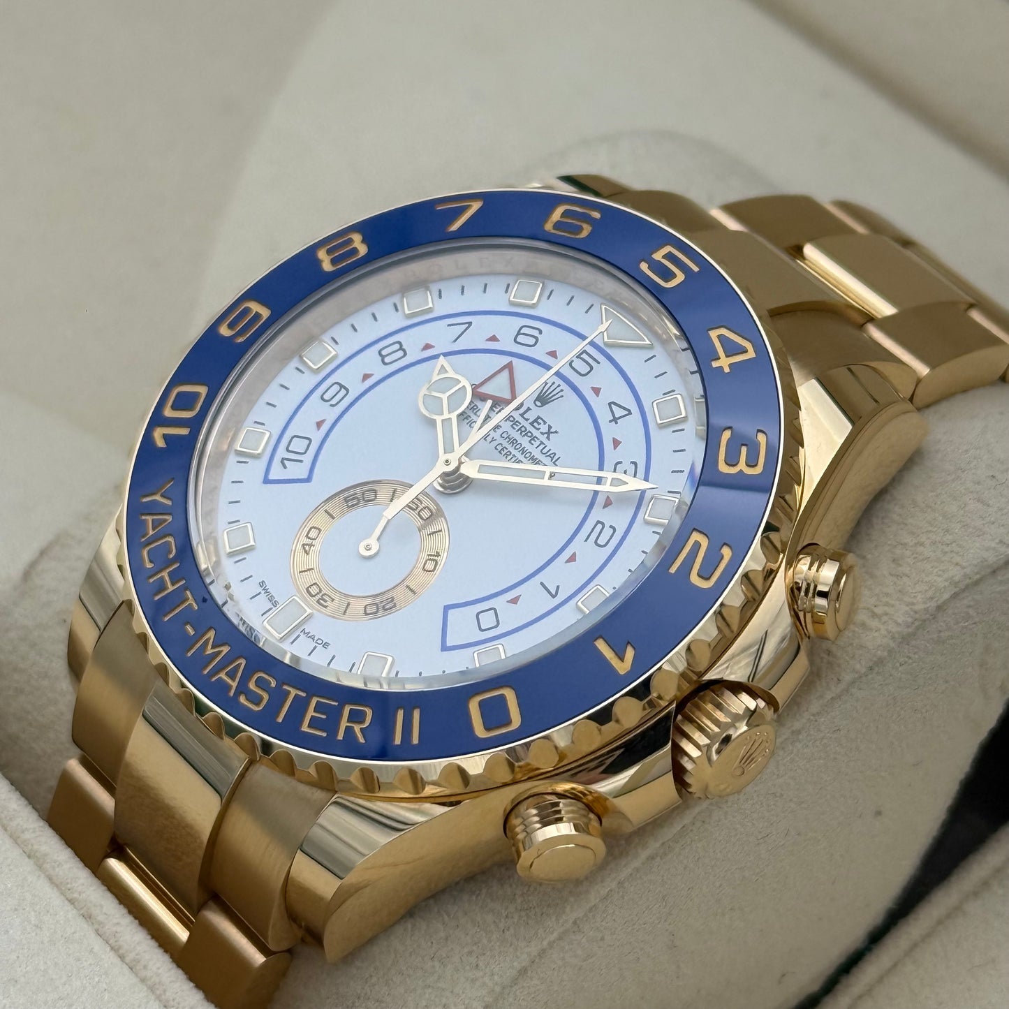 Yachtmaster II, Gelbgold