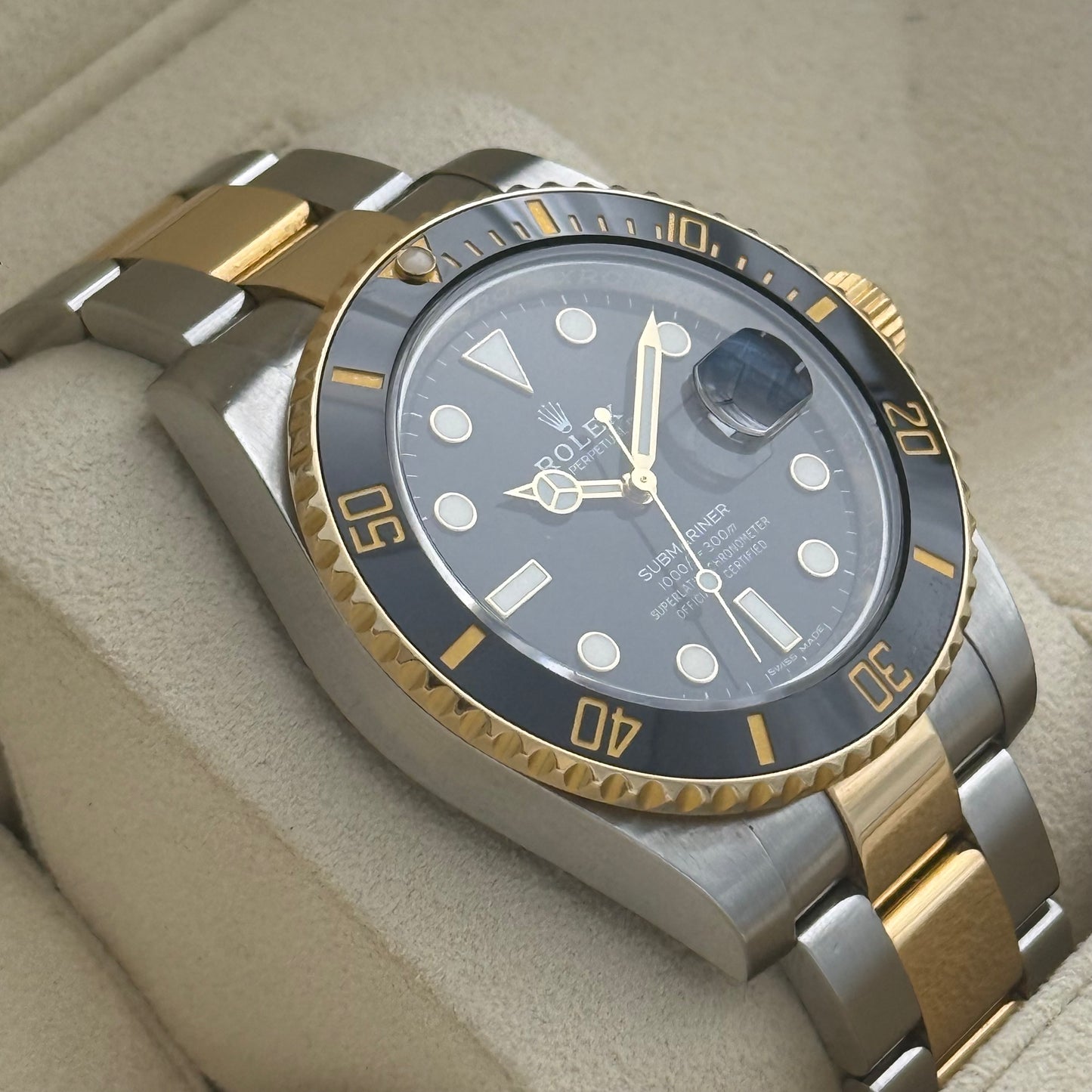 Submariner Date 40, Stahlgold