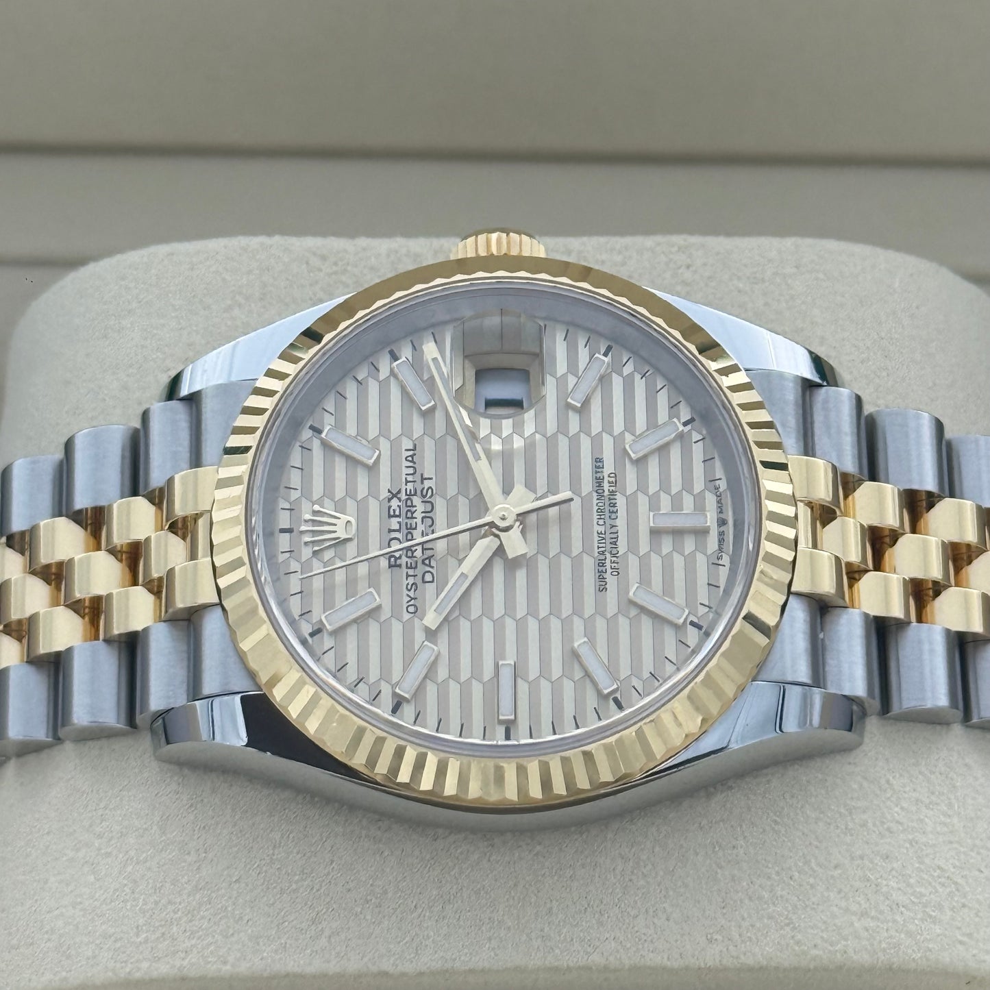 Datejust 36, Motiv Dial