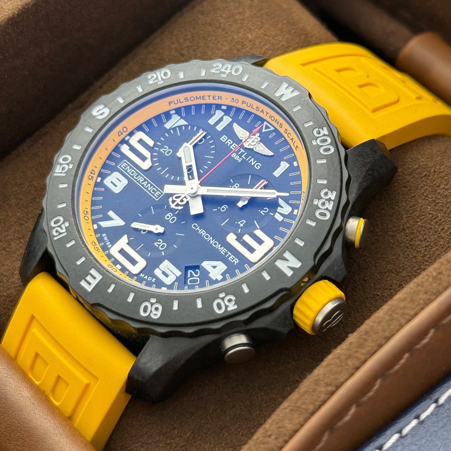 Endurance Pro, Gelb