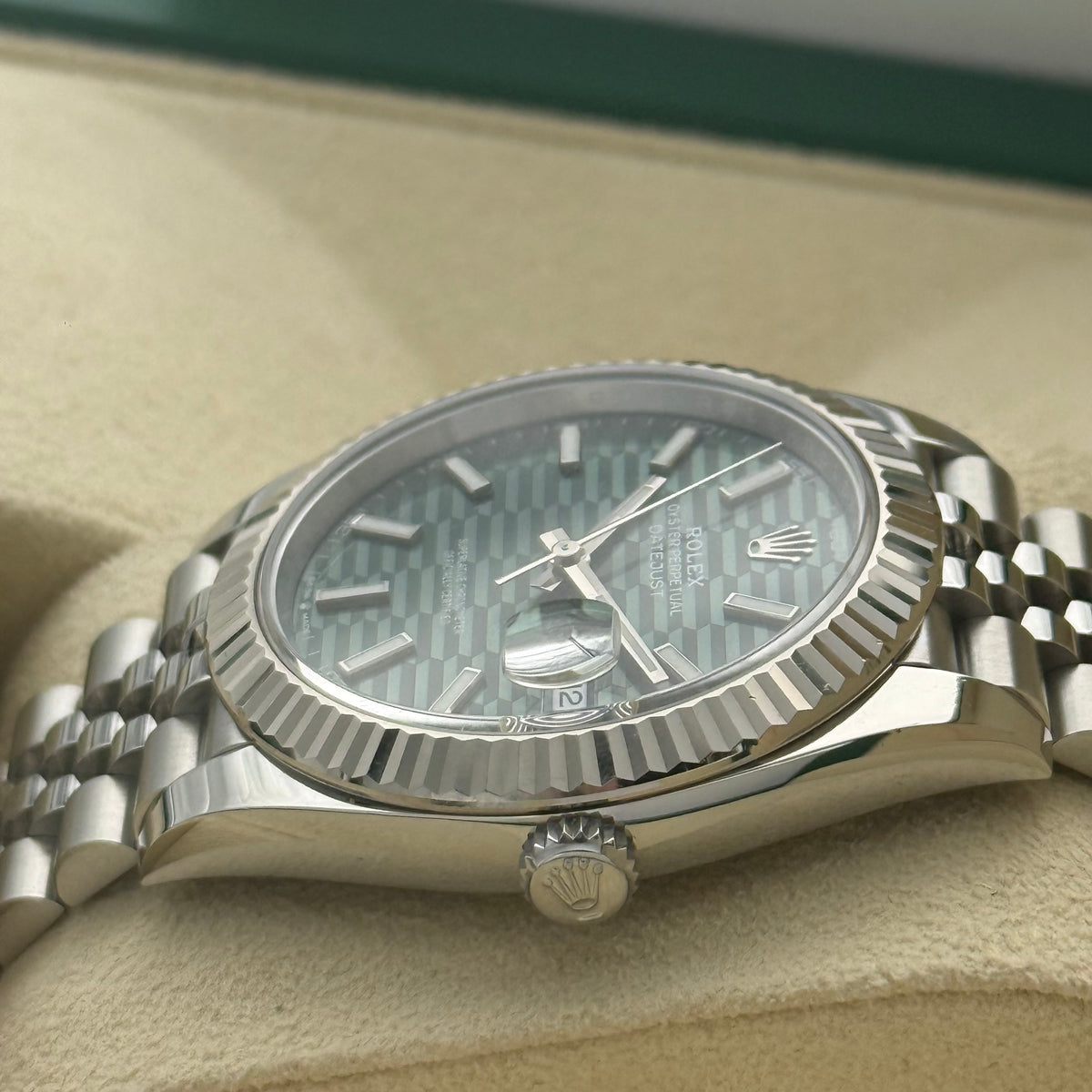 Datejust 41, Motiv Dial