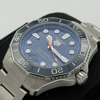 Aquaracer GMT