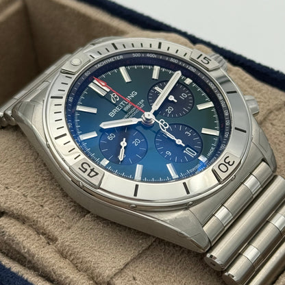 Chronomat 42 B01, grün