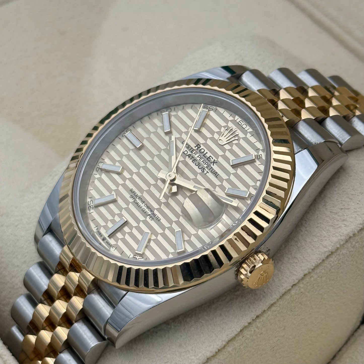 Datejust 41, Stahlgold „Motiv“