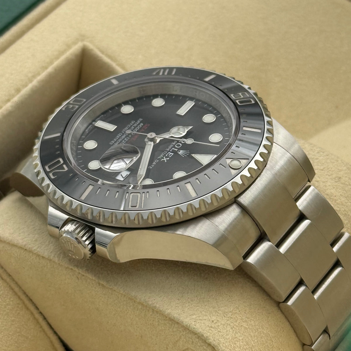 Sea Dweller 43, Red