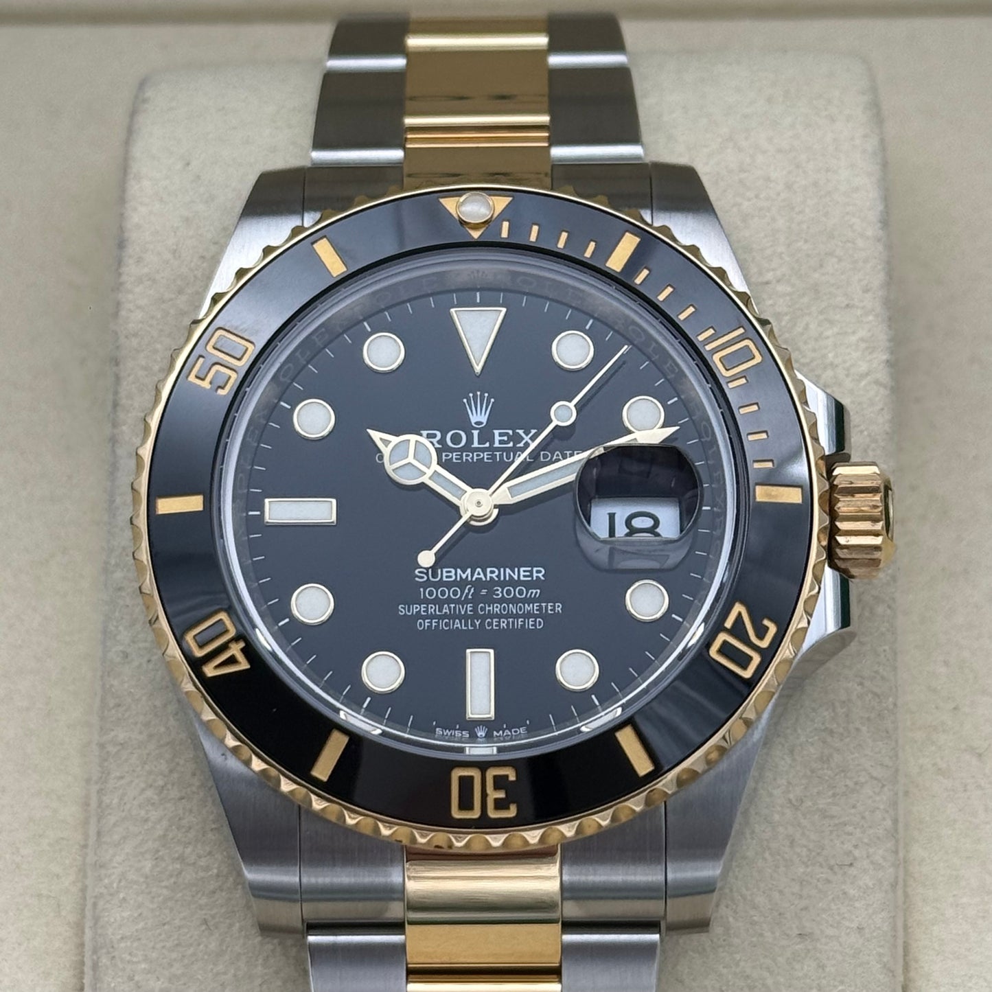 Submariner Date 41, Stahlgold