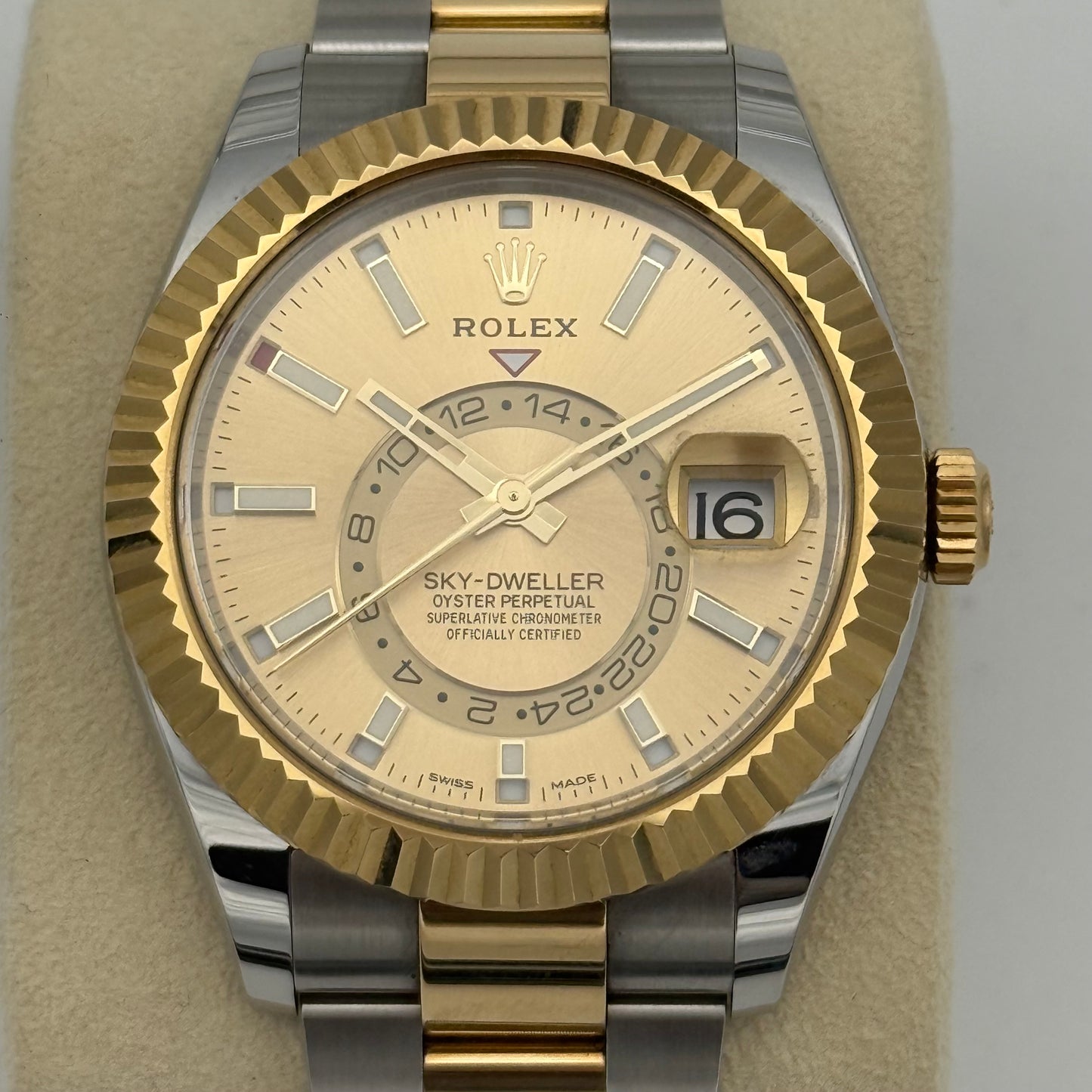 Sky Dweller, Stahlgold