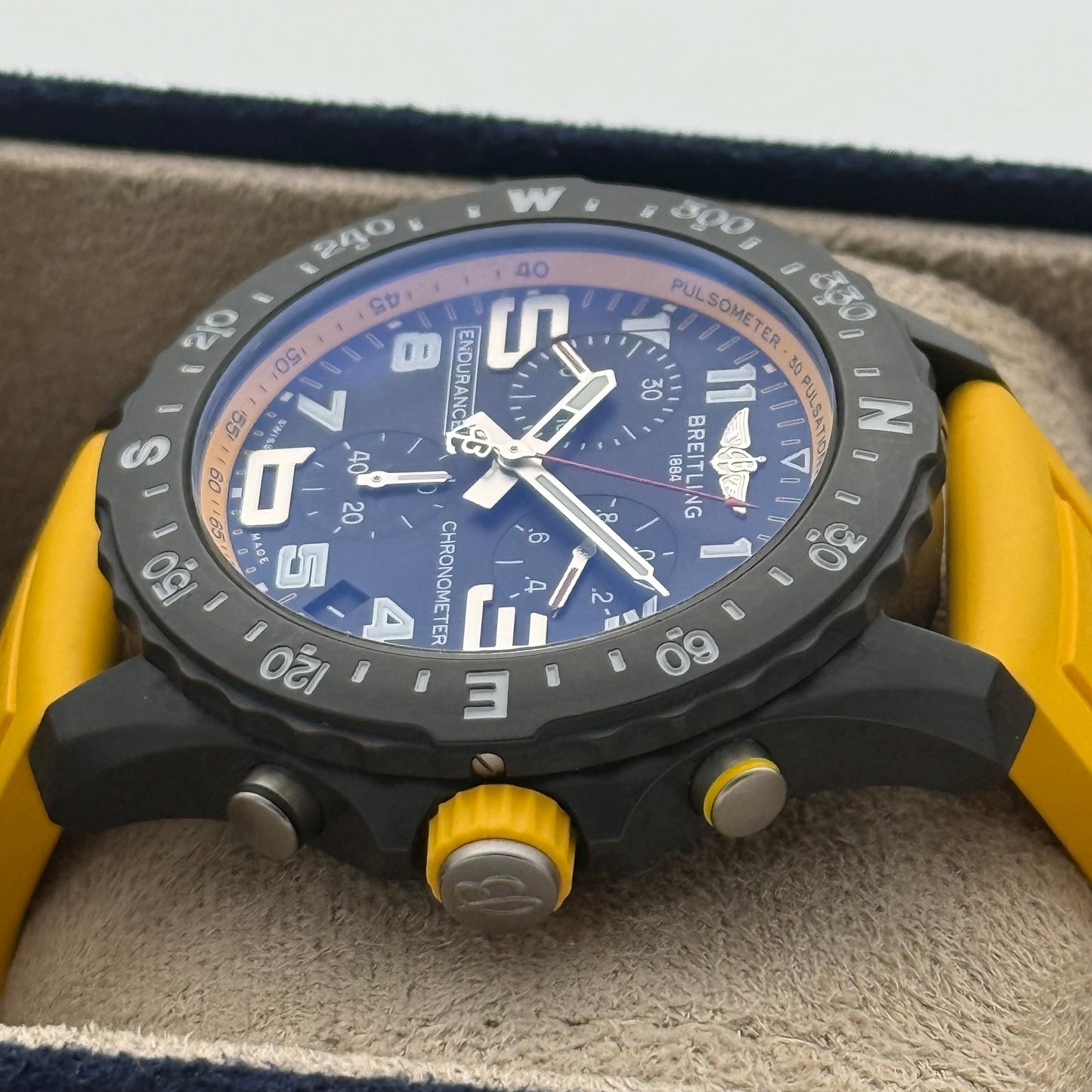 Endurance Pro, Gelb