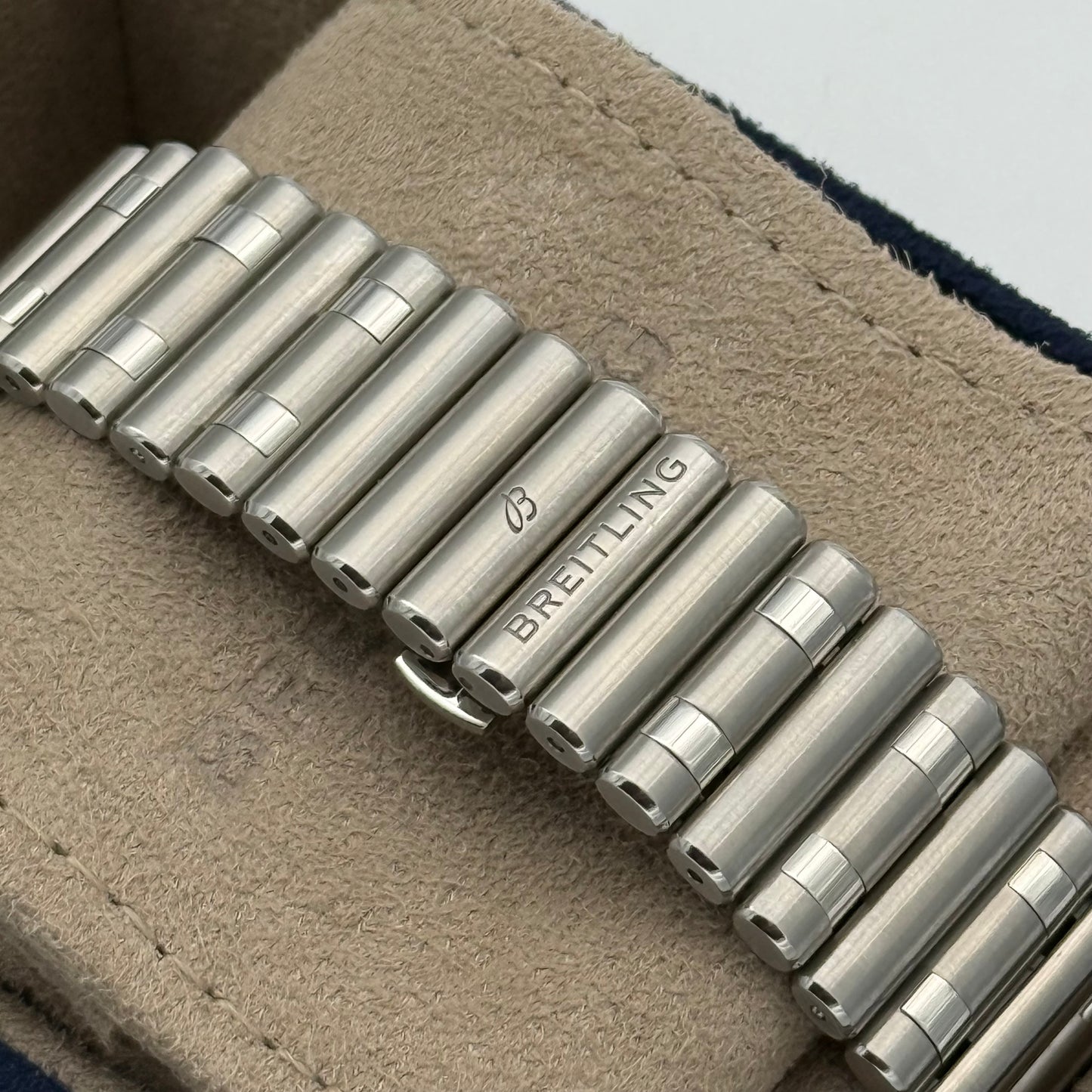 Chronomat 42 B01, grün