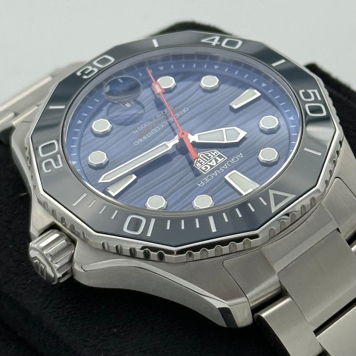 Aquaracer GMT