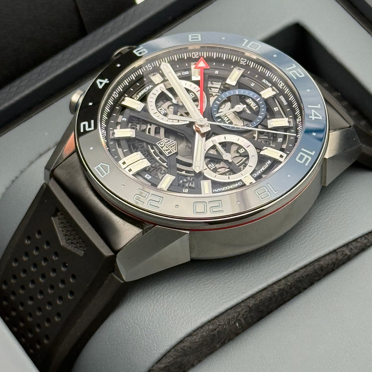 Carrera Calibre Heuer 02, Skeleton