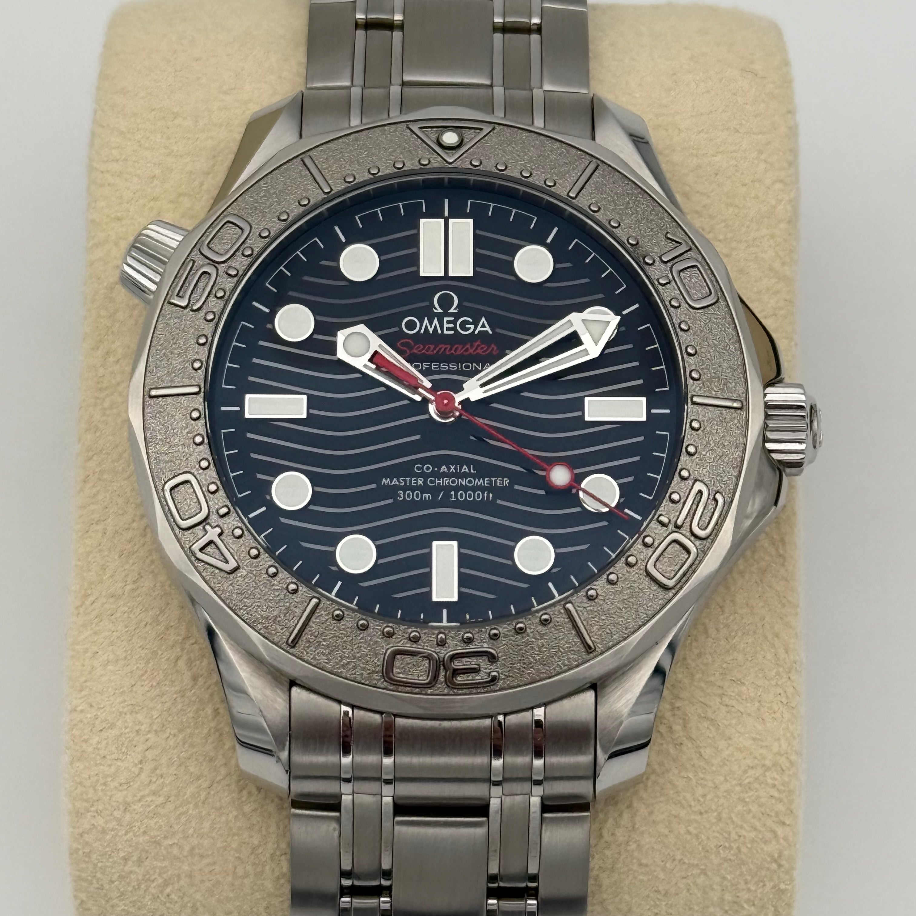 Omega Seamaster Diver 300