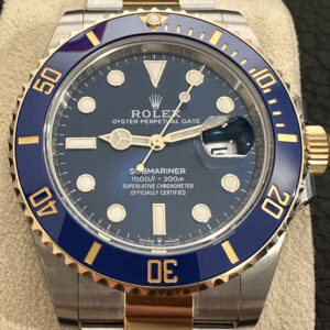 Rolex Submariner 41 Date Stahl/Gold (Blau, verklebt)